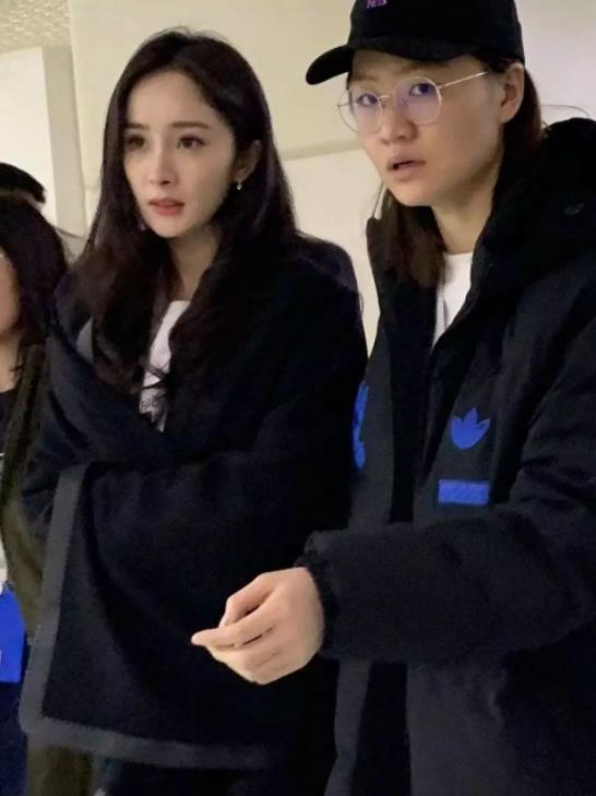 路人镜头下的女明星