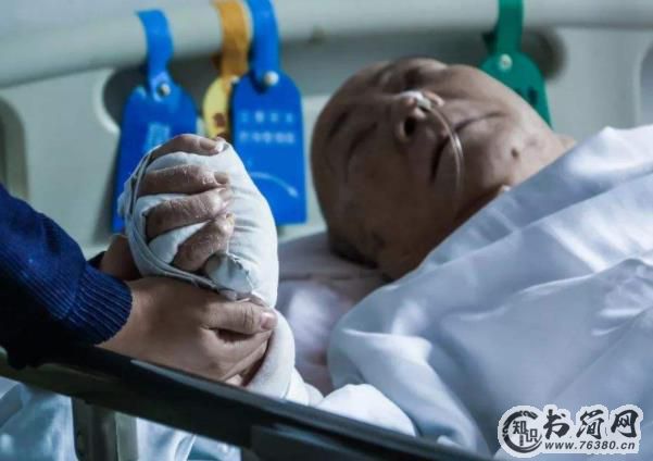 MC天佑被黑社会打照片