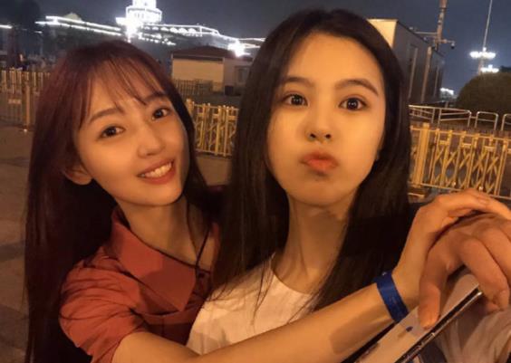 吴亦凡女友疑曝光