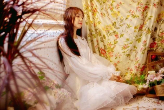 吴亦凡女友疑曝光