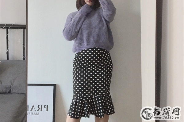 140斤胖女孩穿衣搭配技巧 140斤胖女孩穿搭春装