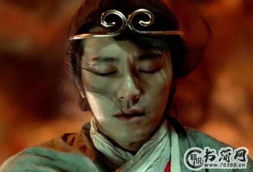 男人暗恋女人的10大信号反应及表现