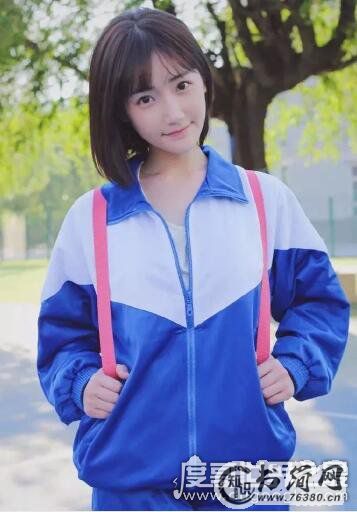 中国最美校服女生，高晴超清纯校服照欣赏(宛若仙女下凡)