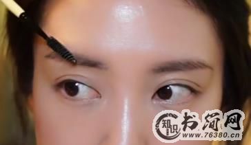 韩式水光妆的画法 化身韩剧女主角