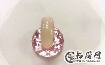 小猪美甲教程图解 要做个精致的猪猪女孩