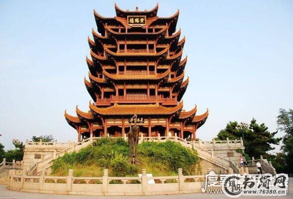 中国古代四大名楼,分别是黄鹤楼、鹳雀楼 、滕王阁、岳阳楼