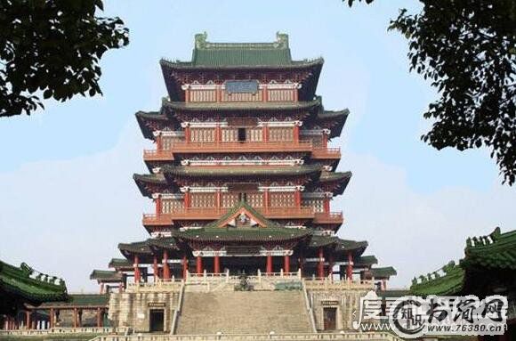 中国古代四大名楼,分别是黄鹤楼、鹳雀楼 、滕王阁、岳阳楼