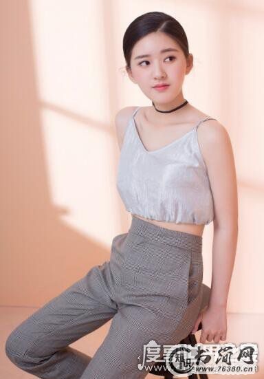 赵露思多高，网传赵露思身高152cm比沈月还矮(乃虚假传闻)