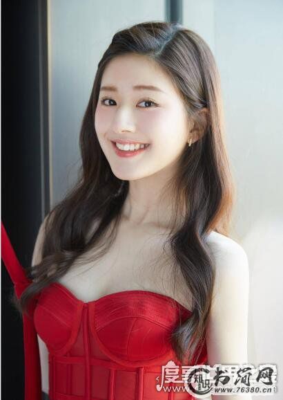 赵露思多高，网传赵露思身高152cm比沈月还矮(乃虚假传闻)