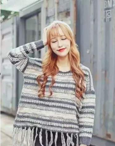 现在流行的卷发有哪些?看看哪款最适合你!