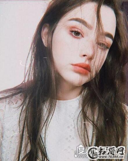 俄罗斯最美女模特,dasha taran年仅20岁(好看到犯规)