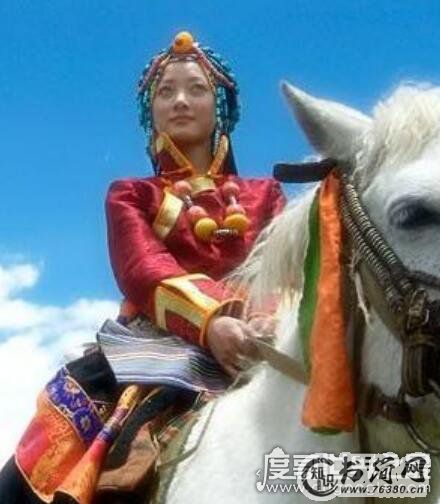 川藏第一美女，罗绒仲呷比天仙还漂亮100倍(内附美照欣赏)