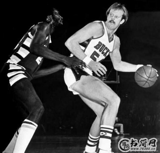 NBA史上十大水货状元，夸梅-布朗被乔丹签下后打脸