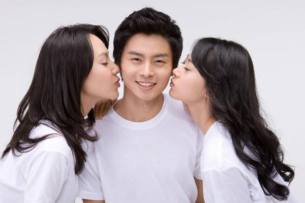 花心男有哪些特征 花心男平时有哪些表现