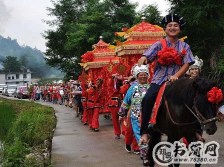 苗族婚俗传统:你所不知道的苗族婚俗文化 苗族婚俗传统:你所不知道的苗族婚俗文化