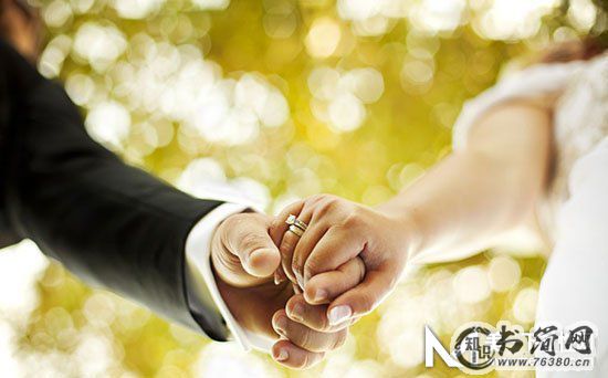 属龙的和什么属相最配 最佳婚配不是凤而是它