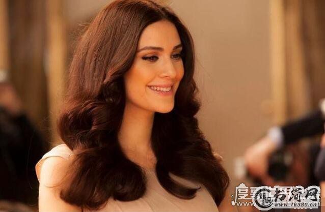 土耳其美女明星排行，斯奈姆.库巴里仅排第三(第一名实至名归)