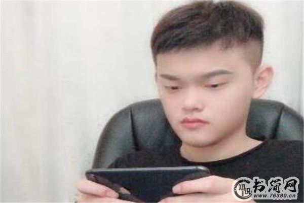 2019虎牙主播收入排名，董小飒是最能赚钱的主播之一