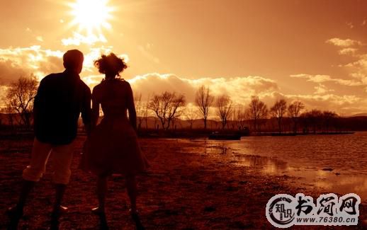 怎么接吻更能增进感情？