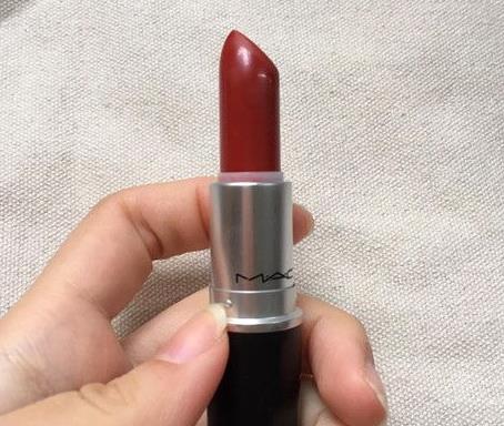 口红哪个牌子好用：2018最火口红排行榜前十名（图）
