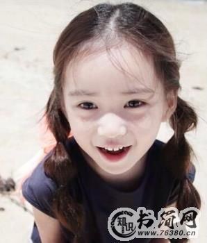 女孩剪什么发型好看,今年流行的小女孩发型图片 女孩剪什么发型好看,今年流行的小女孩发型图片