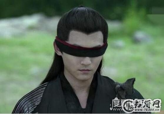 庆余年五竹的黑布后面是什么，五竹是机器人吗(是有感情的机器人)