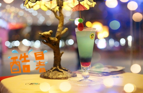 有浪漫文艺的气息的句子，写的唯美！