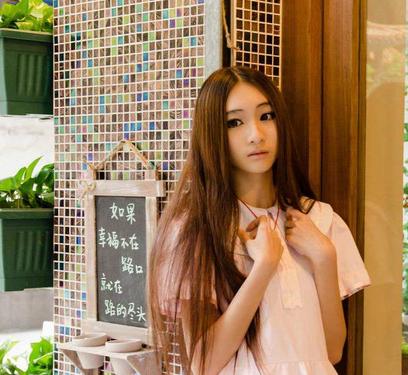 水瓶座男生喜欢什么样的女生