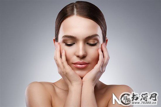 精华液什么时候用最好