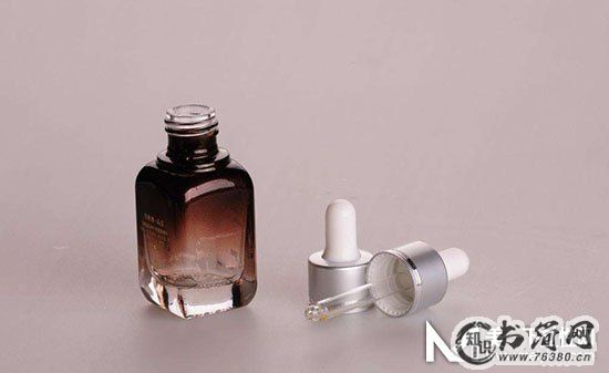 精华液什么时候用最好