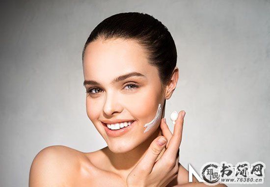 精华液什么时候用最好