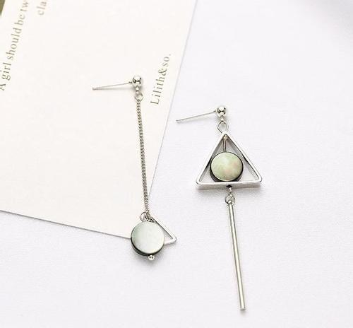 关于耳环的优美句子