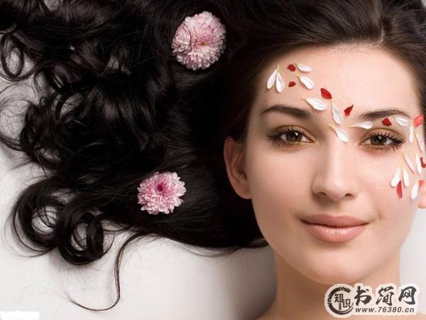 肌底液和精华液的区别