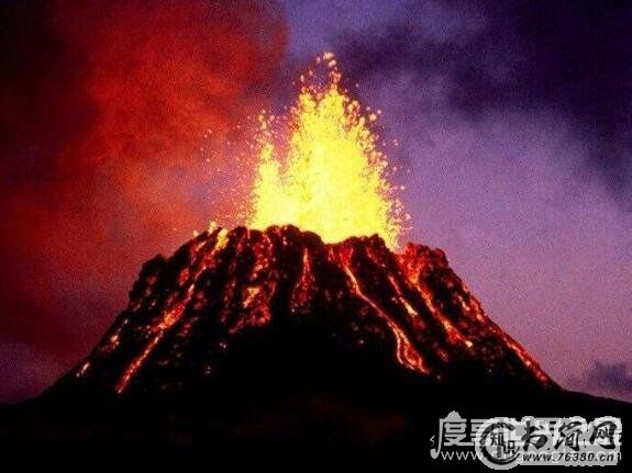 世界十大超级火山排名,最具爆发力的黄石公园超级火山位居榜首