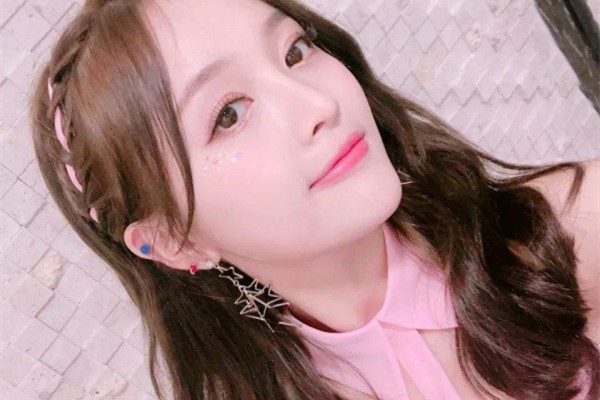 如何扎短发既快又好看 短发女人也可以性感和可爱