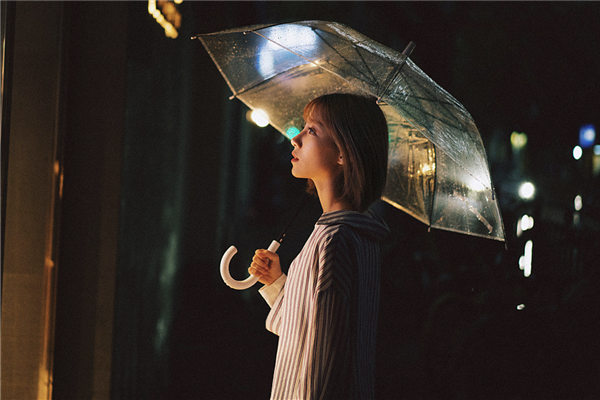 女生去除眼袋的方法有哪些 什么方法又快又有效