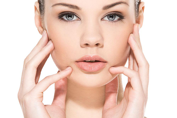 唇纹深怎么办怎么改善 唇色深是什么原因(2)