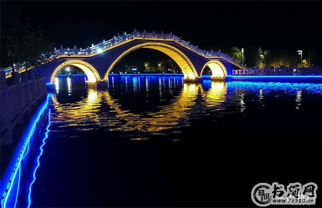 克拉玛依河景区 克拉玛依河景区