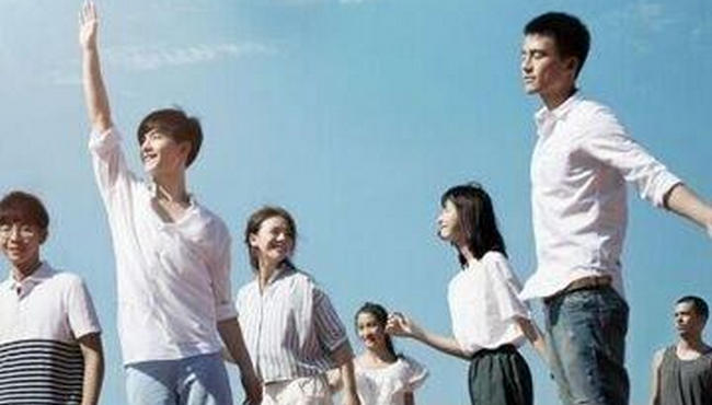 《我和世界不一样》