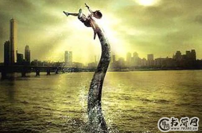 《汉江怪物》 (2006)