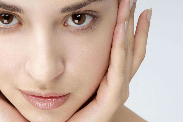 春季脸上起皮怎么办