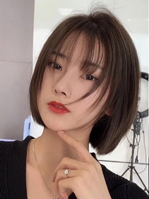 夏季的韩式短发发型女