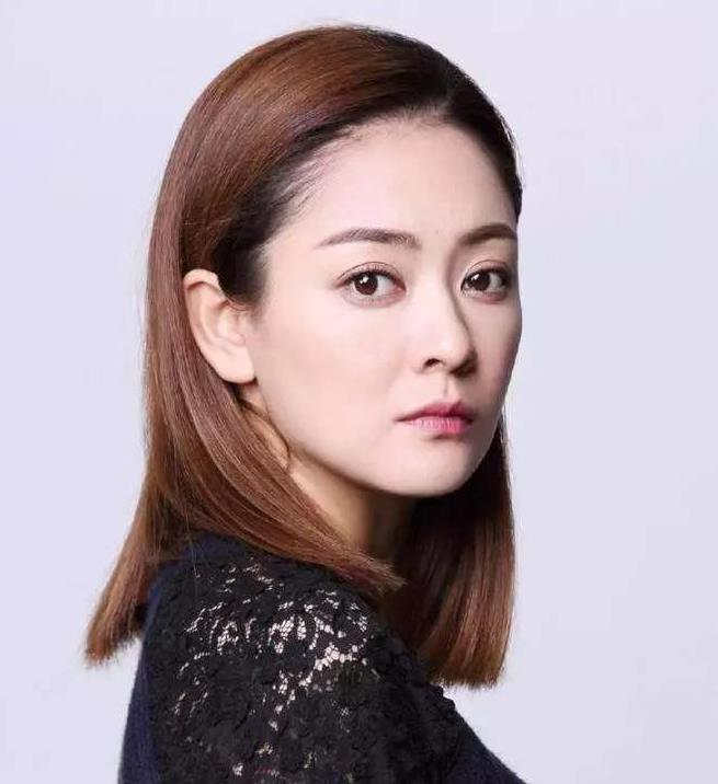 连奕名的前妻是谁