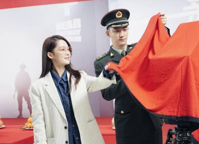 黄景瑜亲爱的戎装