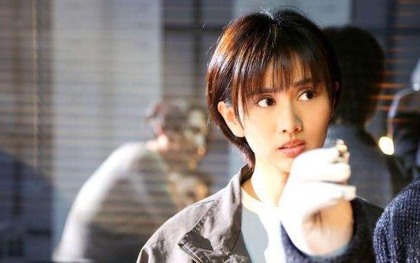 梁缘和王子文对比