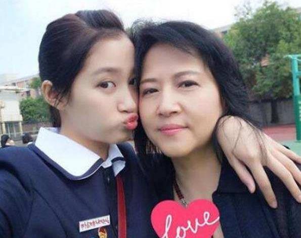 关少曾老婆个人资料