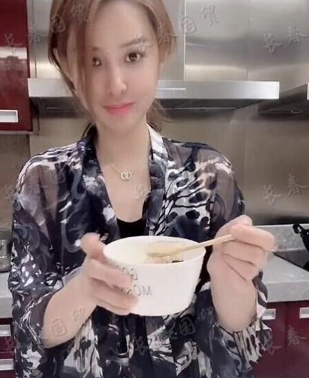 汪峰前妻近照曝光