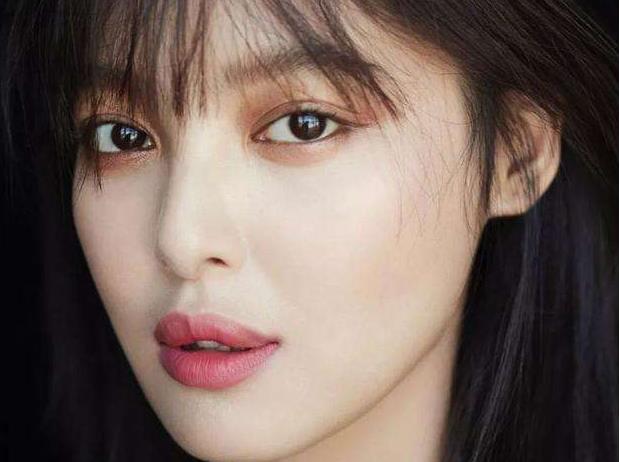 辛芷蕾嘴唇是怎么回事，辛芷蕾嘴唇是不是做的