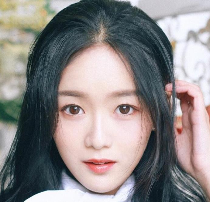 张馨月个人介绍