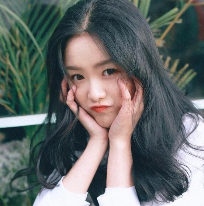 张馨月个人介绍